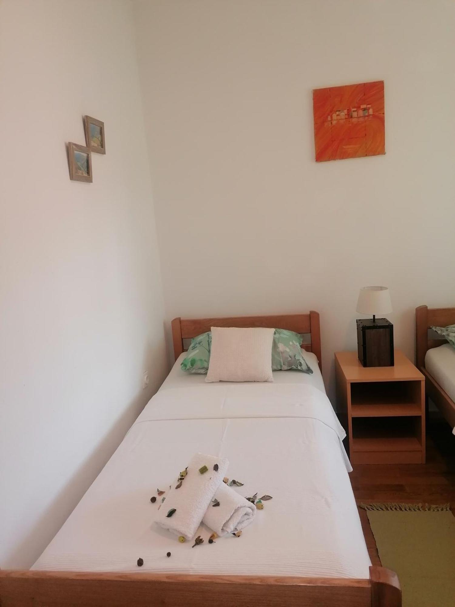 Apartman Volarevic Donji Karin Екстериор снимка